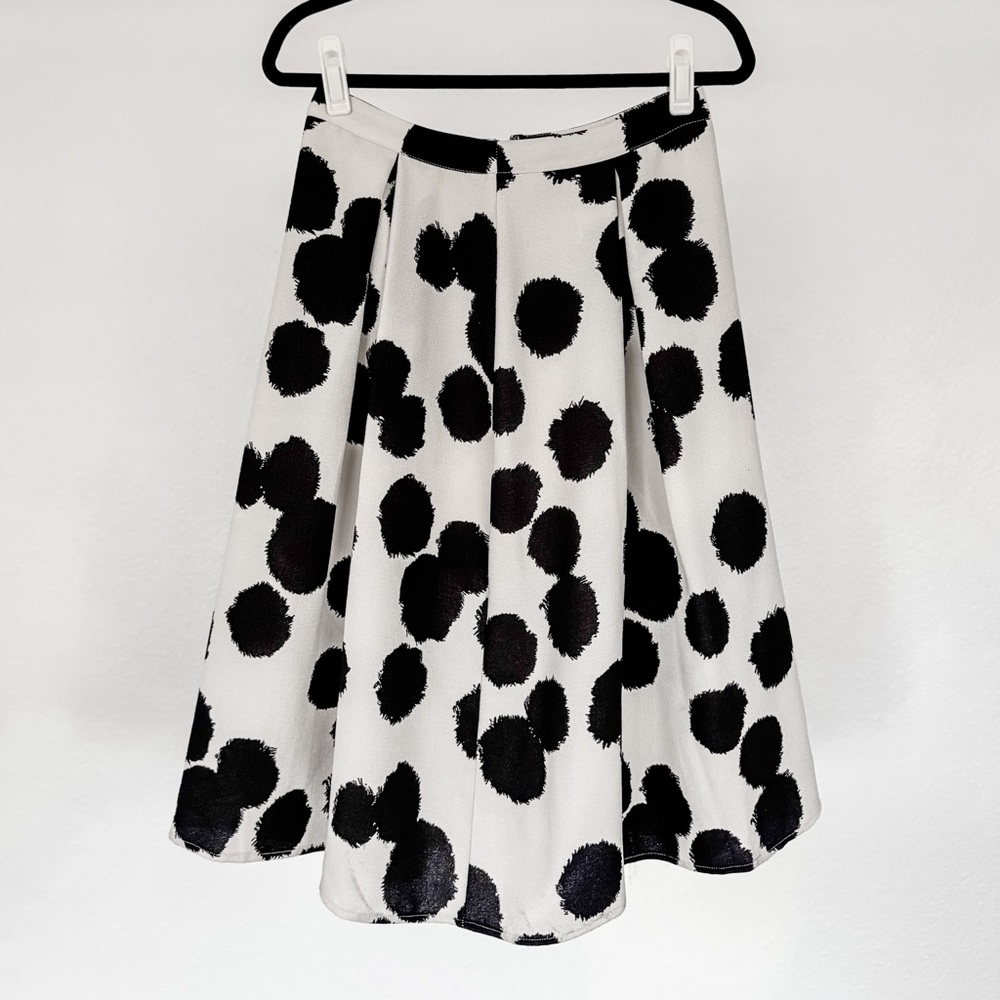 Who What Wear Black and Cream Skirt Small